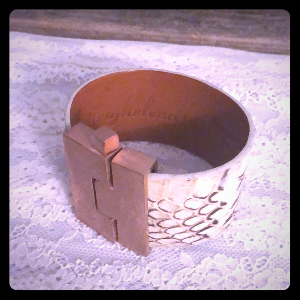 *leighelena* Wide Whipsnake Jigsaw Cuff